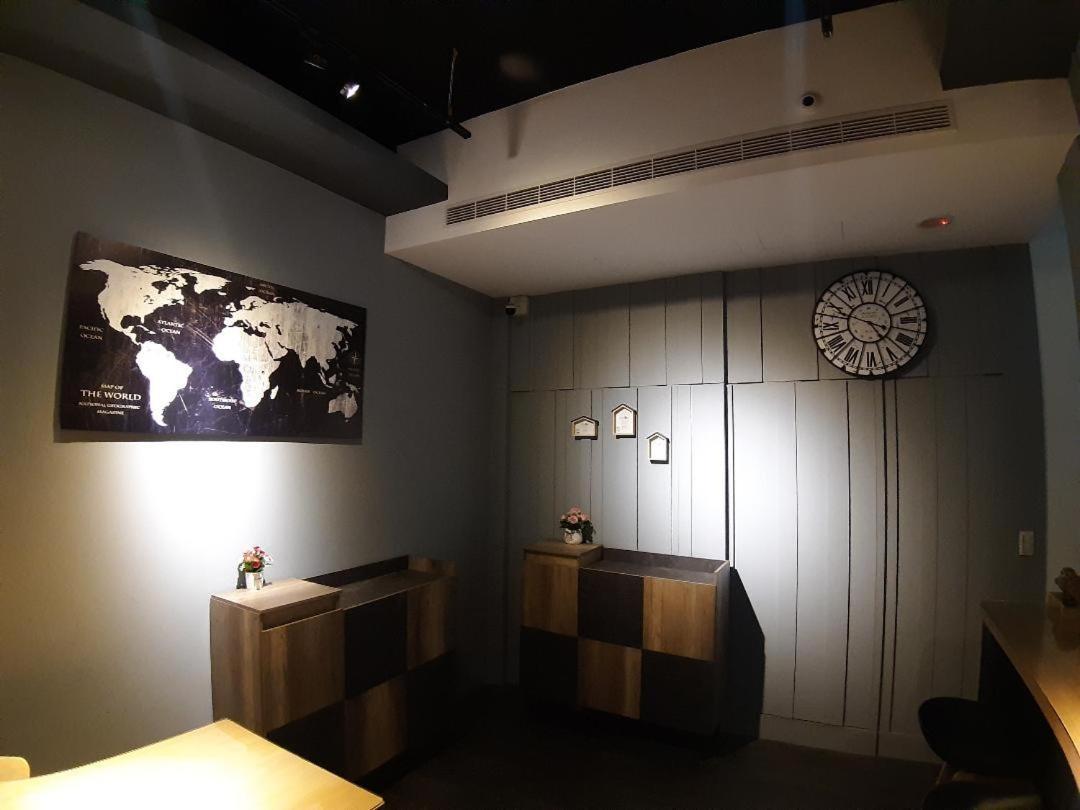 藏青民宿the Wind Guesthouse-Youth Inn Тайнан Екстериор снимка