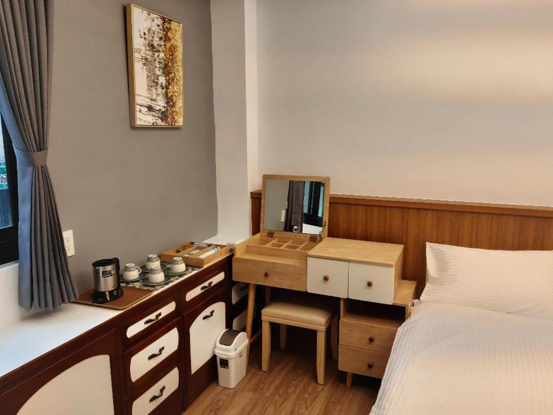 藏青民宿the Wind Guesthouse-Youth Inn Тайнан Екстериор снимка