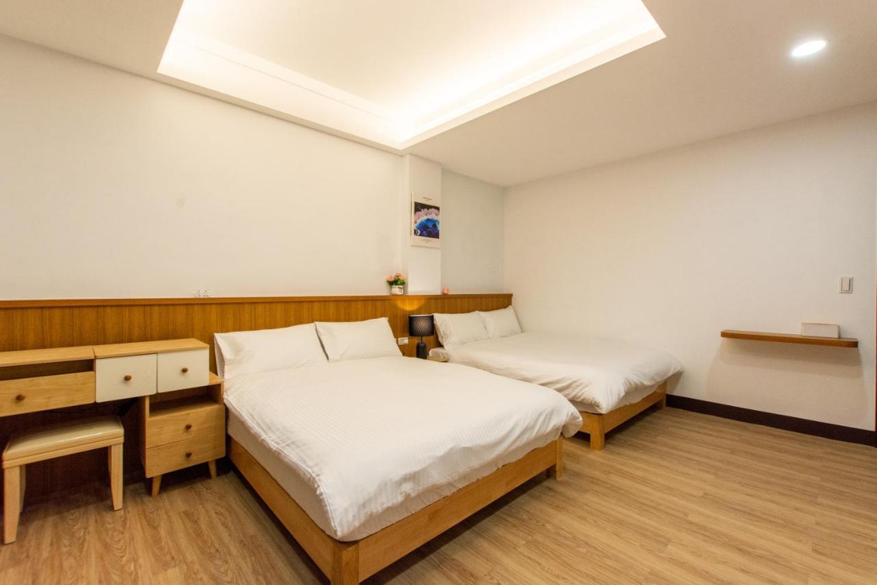 藏青民宿the Wind Guesthouse-Youth Inn Тайнан Екстериор снимка